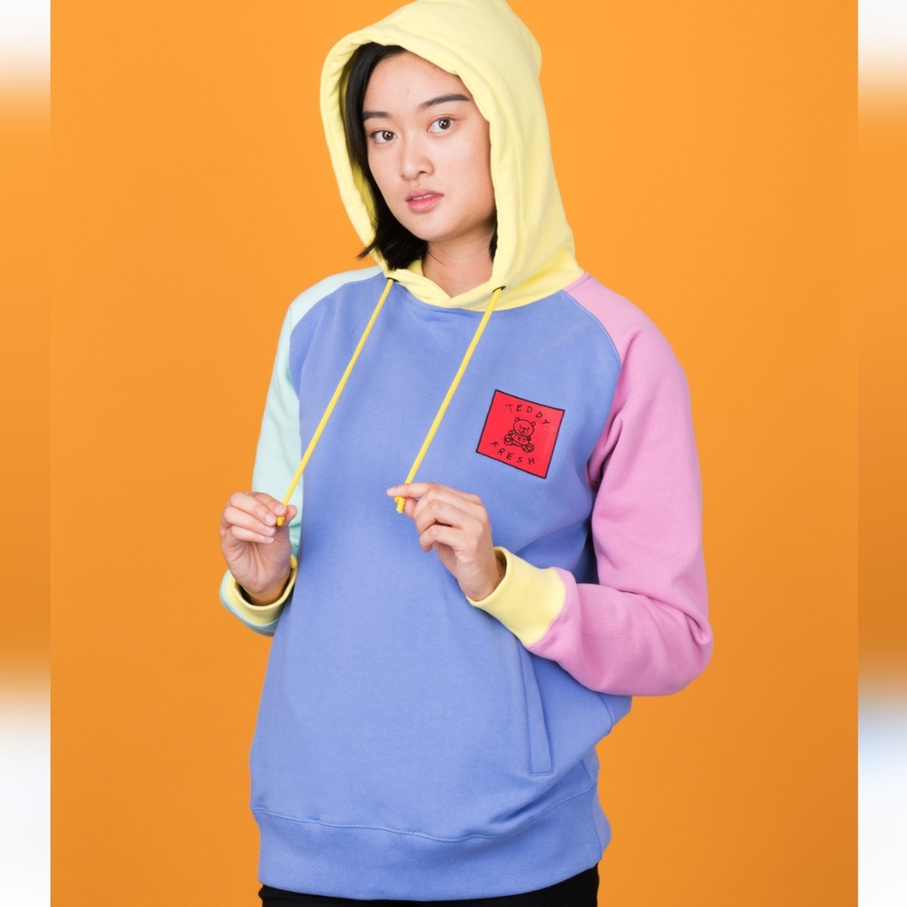 🧸 EUC Teddy Fresh x Sponge Bob Square Pants Colorblock Pullover Hoodie Unisex S